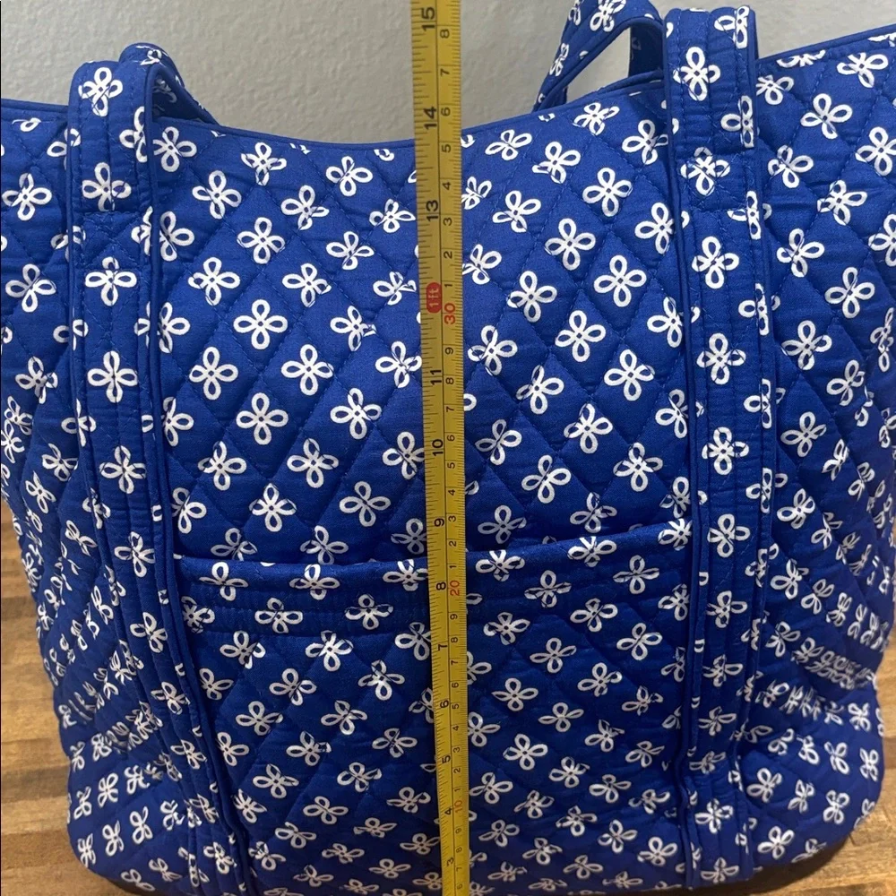 BRAND NEW!! Vera Bradley Royal Blue Concerto Quilted Large Tote Great Carry-on! - Picture 12 of 13